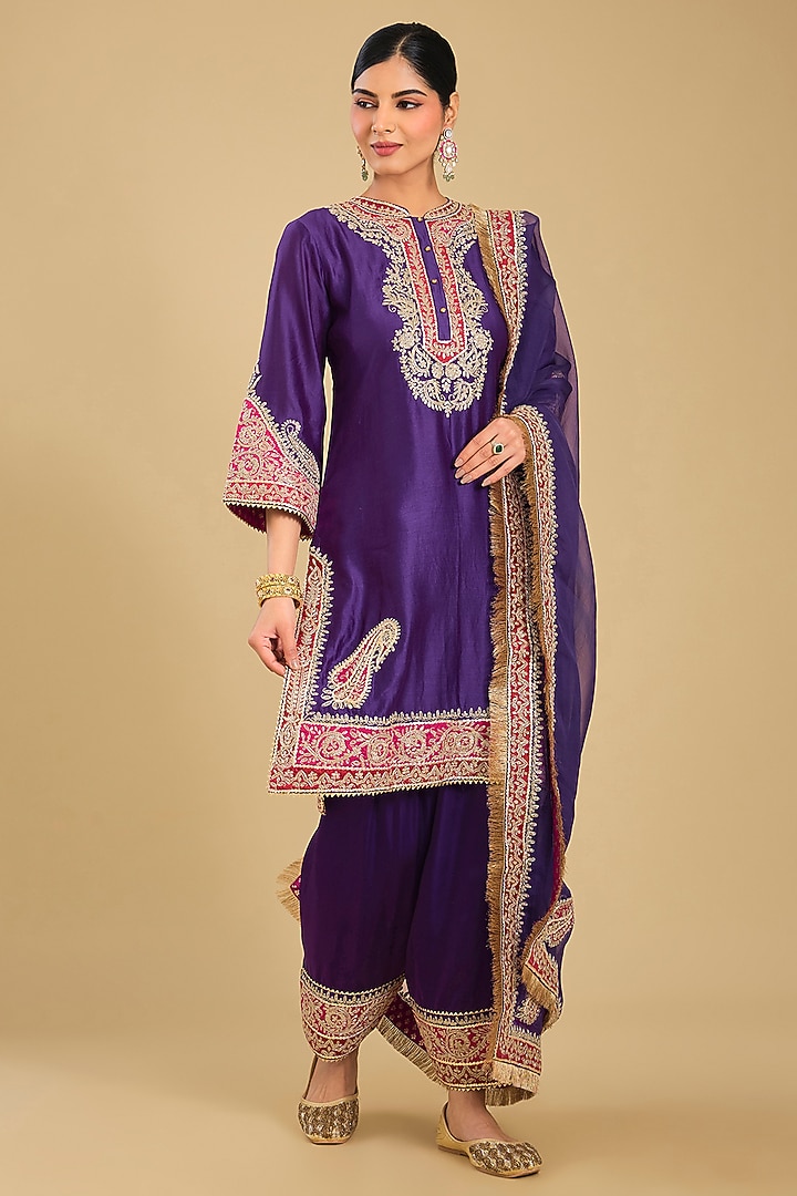 Purple Silk Chanderi Tilla Embroidered Kurta Set by Sheetal Batra at Pernia's Pop Up Shop
