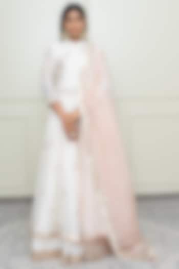 Daisy Ivory Pearl Embroidered Wedding Anarkali Set by Sheetal Batra at Pernia's Pop Up Shop