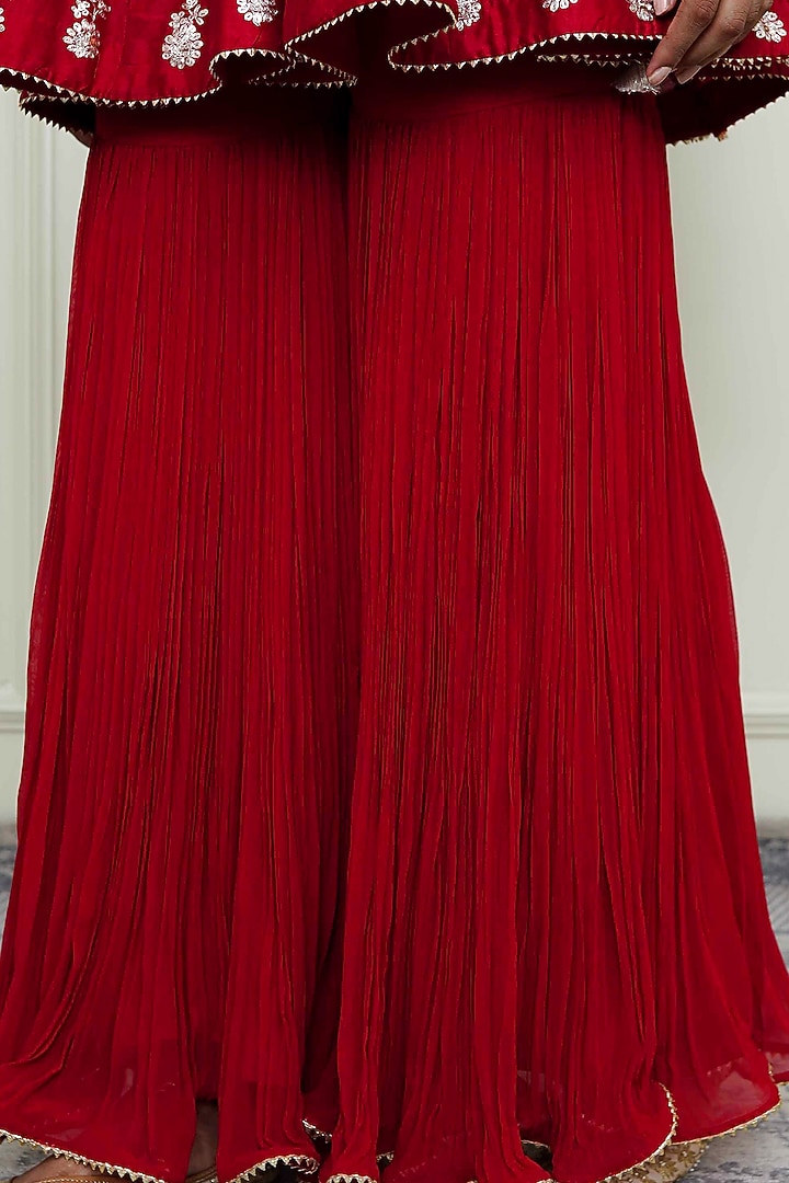 Scarlet Red Georgette Gharara Set by Sheetal Batra at Pernia's Pop Up Shop
