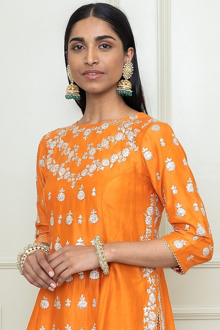 Pumpkin Orange Tilla Embroidered A-Line Kurta Set by Sheetal Batra at Pernia's Pop Up Shop