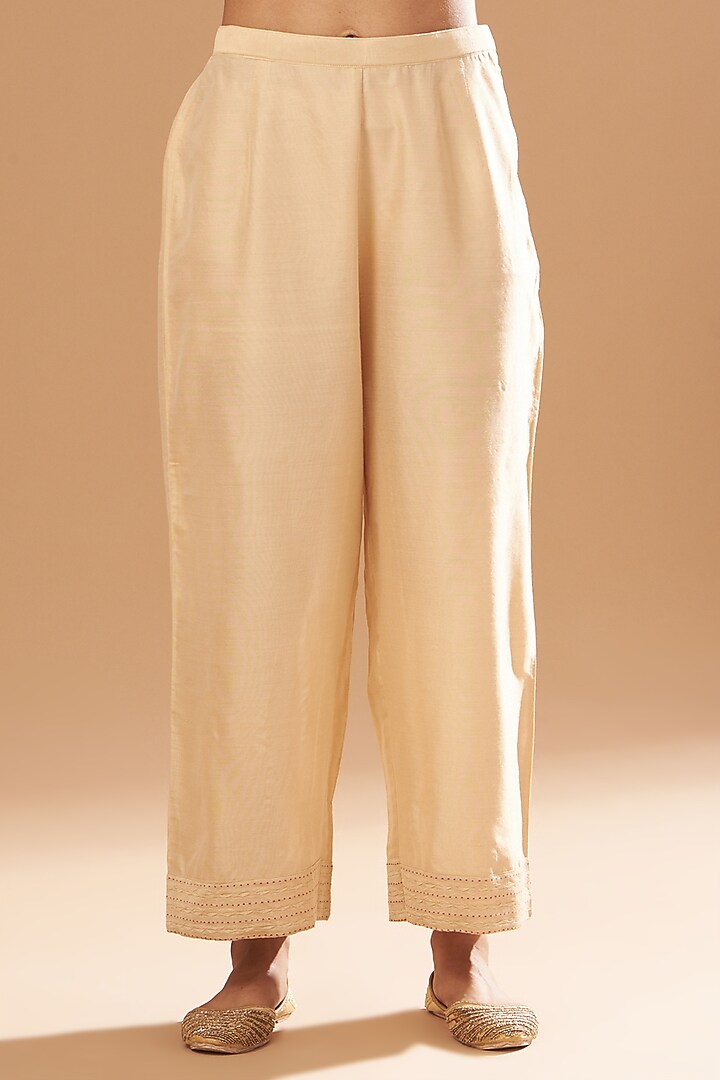 Beige Silk Chanderi Kurta Set by Sheetal Batra at Pernia's Pop Up Shop