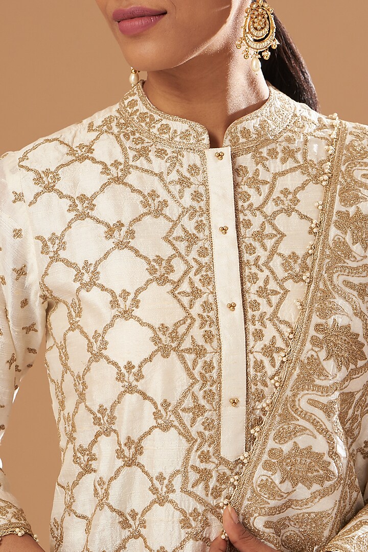 White Pure Silk Gharara Set by Sheetal Batra at Pernia's Pop Up Shop