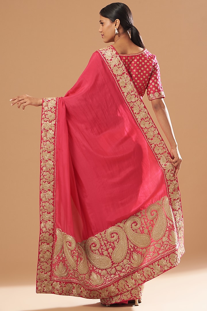 Fuchsia Pure Silk Embroidered Wedding Saree Set by Sheetal Batra at Pernia's Pop Up Shop