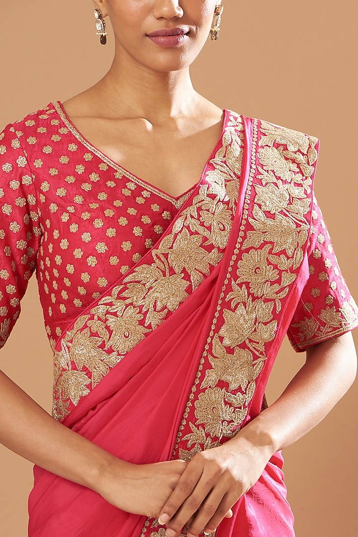 Fuchsia Pure Silk Embroidered Wedding Saree Set by Sheetal Batra at Pernia's Pop Up Shop
