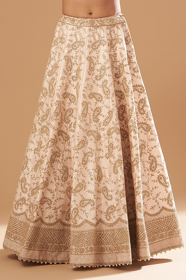 Blush Pink Raw Silk Embroidered Bridal Lehenga Set by Sheetal Batra at Pernia's Pop Up Shop