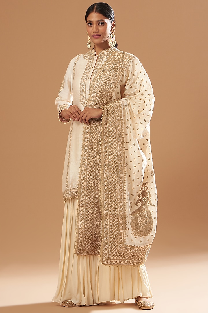 White Raw Silk Gharara Set by Sheetal Batra at Pernia's Pop Up Shop