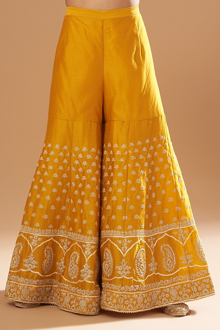 Mustard Silk Gharara Set In Silk Chanderi by Sheetal Batra at Pernia's Pop Up Shop