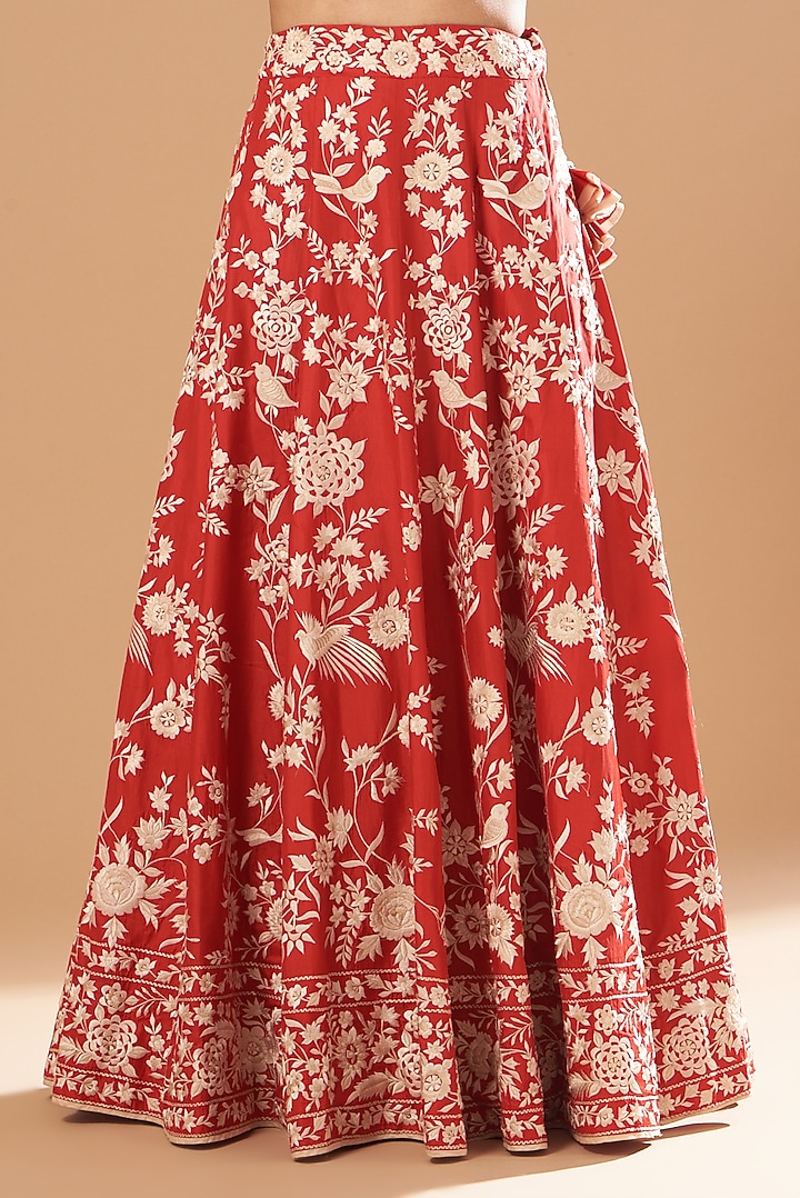 Red Embroidered Bridal Lehenga Set by Sheetal Batra at Pernia's Pop Up Shop