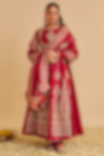 Hot Pink Silk Chanderi Zardosi Embroidered Bridal Anarkali Set by Sheetal Batra at Pernia's Pop Up Shop