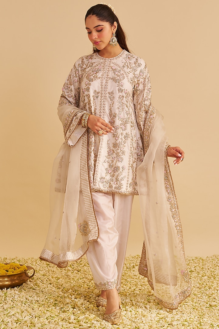 Daisy Ivory Bangalore Silk Zardosi Embroidered A-Line Kurta Set by Sheetal Batra at Pernia's Pop Up Shop
