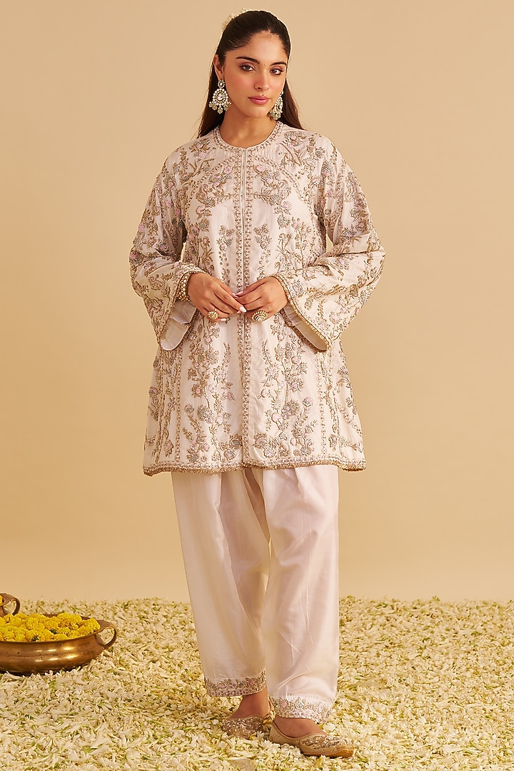 Daisy Ivory Bangalore Silk Zardosi Embroidered A-Line Kurta Set by Sheetal Batra at Pernia's Pop Up Shop