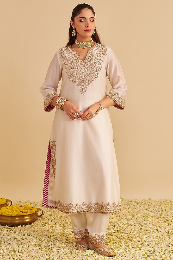 Daisy Ivory Silk Chanderi Dabka Embroidered A-Line Kurta Set by Sheetal Batra at Pernia's Pop Up Shop