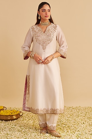 Daisy Ivory Silk Chanderi Dabka Embroidered A-Line Kurta Set by Sheetal Batra