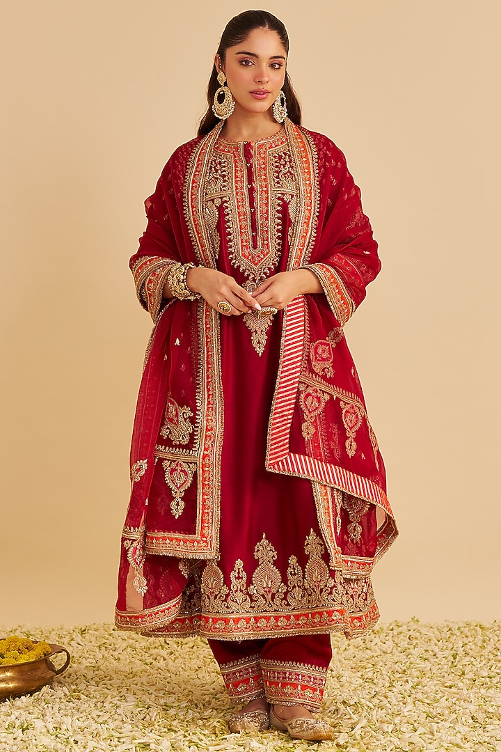 Deep Red Silk Chanderi Dabka Embroidered Choga Kurta Set by Sheetal Batra at Pernia's Pop Up Shop
