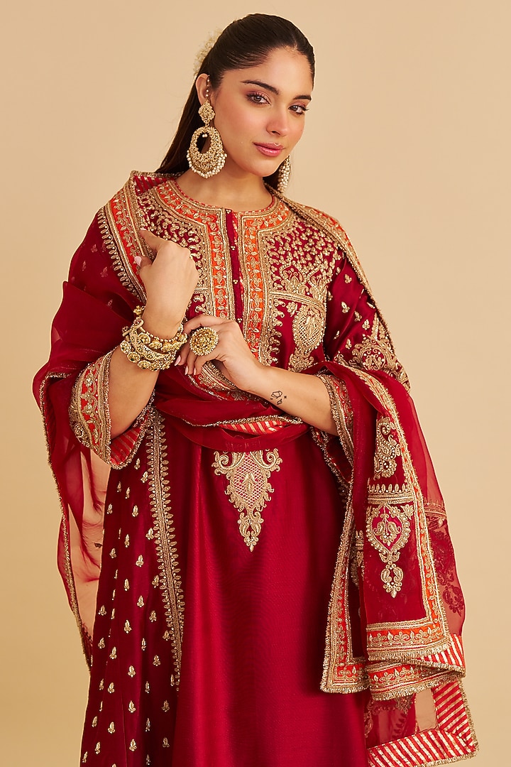 Deep Red Silk Chanderi Dabka Embroidered Choga Kurta Set by Sheetal Batra at Pernia's Pop Up Shop
