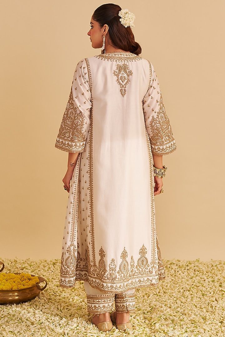 Daisy Ivory Silk Chanderi Dabka Embroidered Choga Kurta Set by Sheetal Batra at Pernia's Pop Up Shop