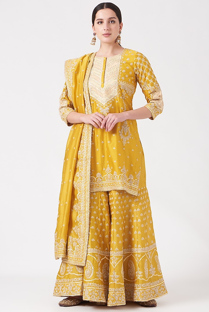 Glaze Mustard Pure Silk Chanderi Kashmiri Tilla Embroidered Gharara Set by Sheetal Batra at Pernia's Pop Up Shop
