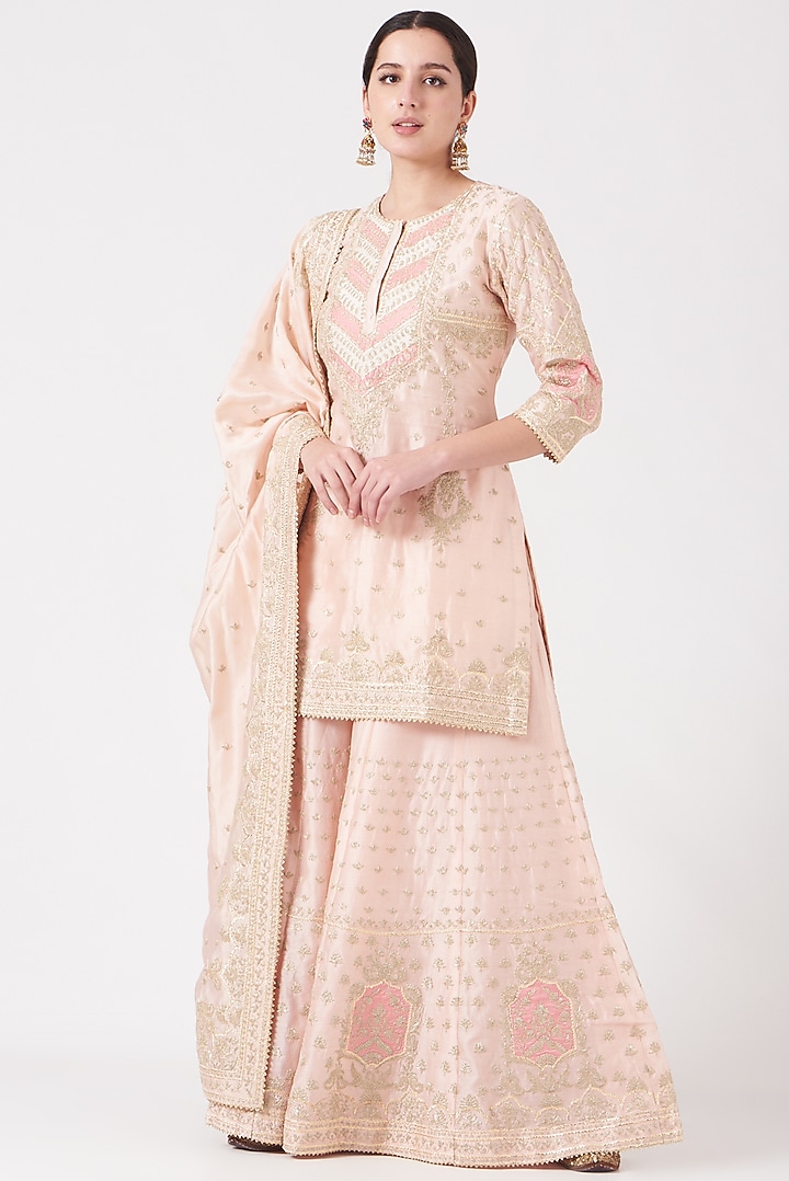 Blush Pink Pure Silk Chanderi Kashmiri Tilla Embroidered Gharara Set by Sheetal Batra at Pernia's Pop Up Shop