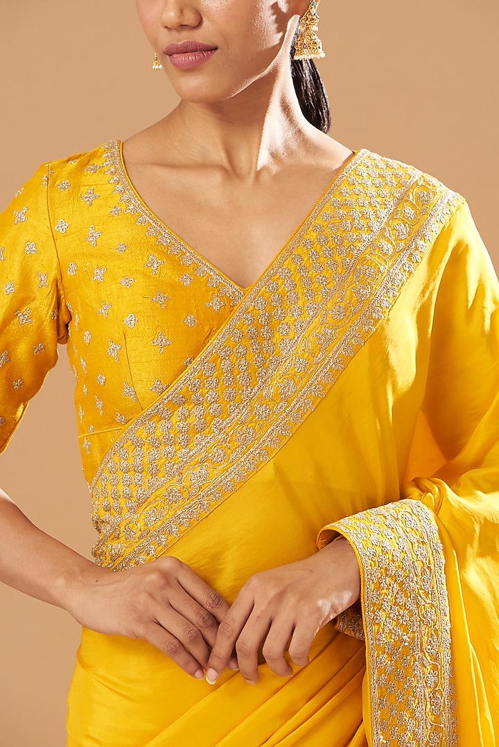 Mustard Embroidered Wedding Saree Set by Sheetal Batra at Pernia's Pop Up Shop