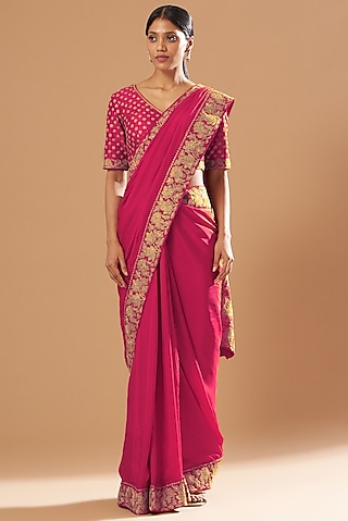 Fuchsia Saree Set With Embroidery by Sheetal Batra