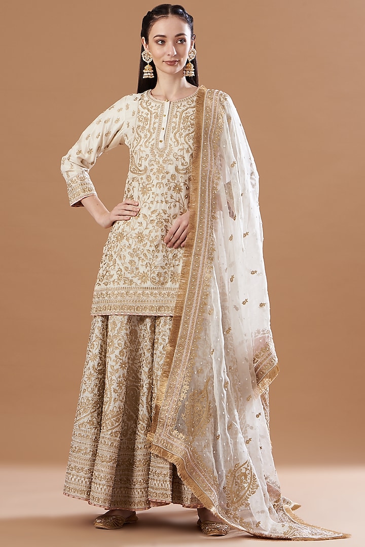 White Pure Silk Tilla Embroidered Gharara Set by Sheetal Batra at Pernia's Pop Up Shop