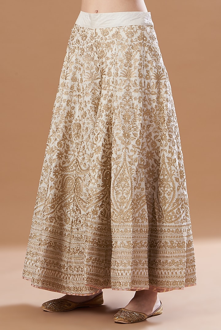 White Pure Silk Tilla Embroidered Gharara Set by Sheetal Batra at Pernia's Pop Up Shop