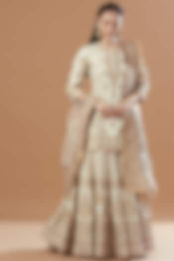 White Chanderi Silk Tilla Embroidered Gharara Set by Sheetal Batra at Pernia's Pop Up Shop