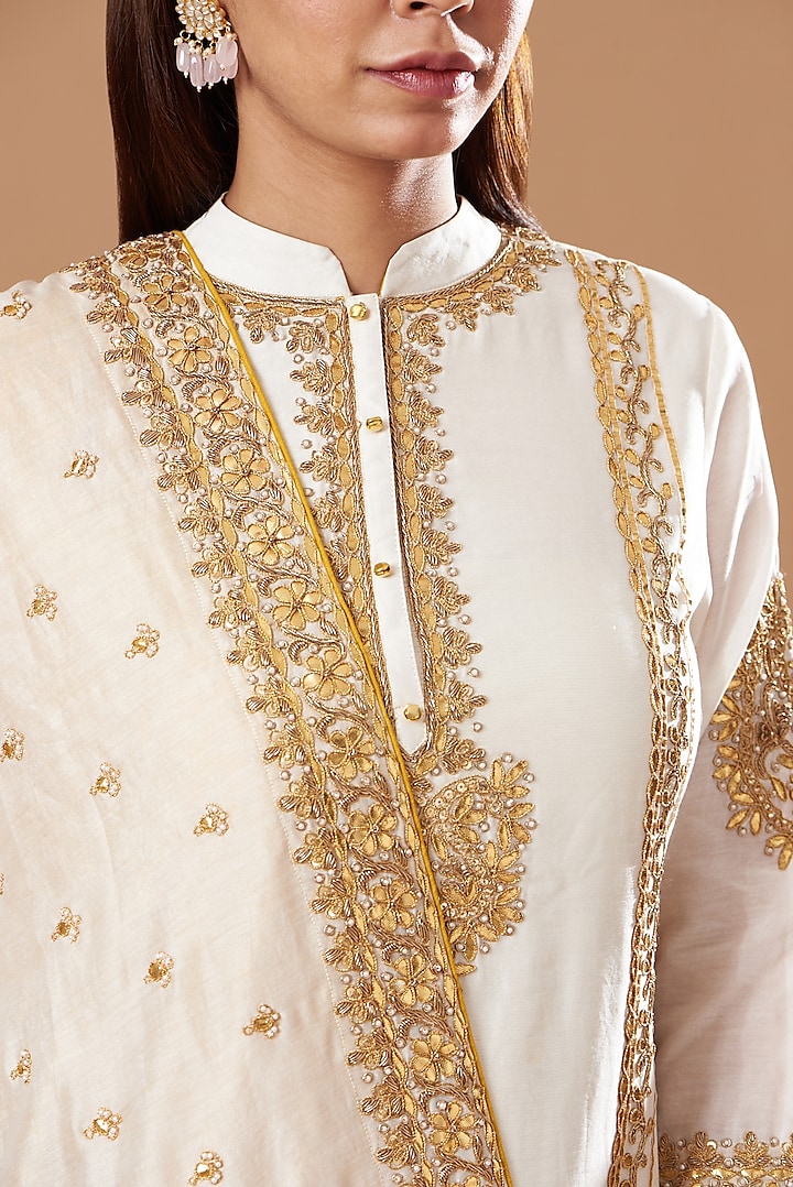 White Georgette Dabka Embroidered Gharara Set by Sheetal Batra at Pernia's Pop Up Shop