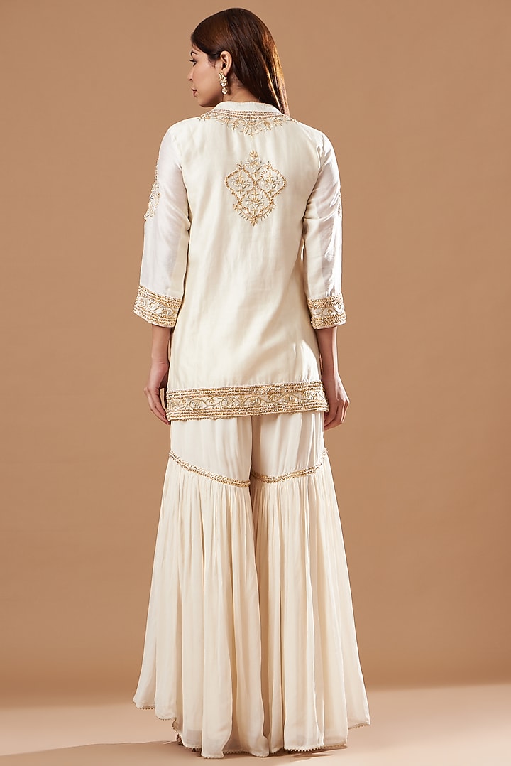 White Georgette Gharara Set by Sheetal Batra at Pernia's Pop Up Shop