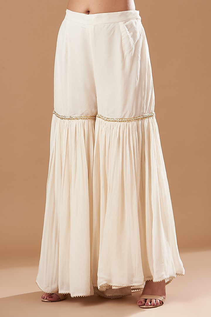 White Georgette Gharara Set by Sheetal Batra at Pernia's Pop Up Shop