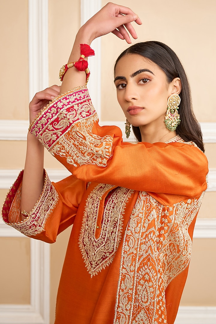 Orange Embroidered Kurta Set by Sheetal Batra at Pernia's Pop Up Shop