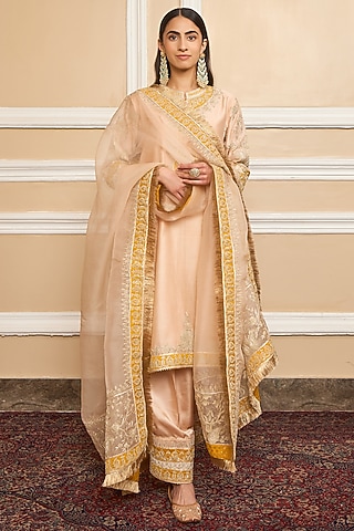 Rose-Pink Embroidered Kurta Set by Sheetal Batra