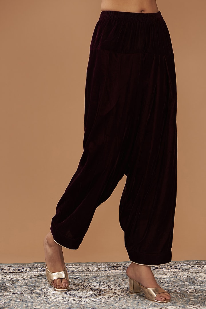 Wine Silk Velvet Hand & Machine Embroidered Choga Kurta Set by Sheetal Batra at Pernia's Pop Up Shop