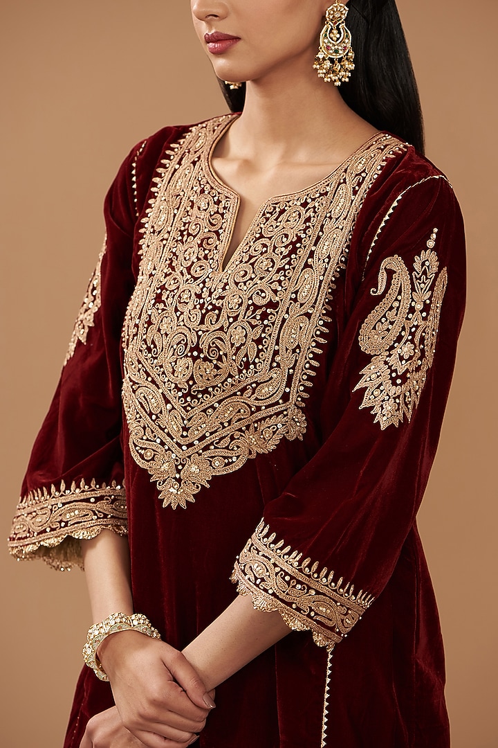 Maroon Silk Velvet Hand & Machine Embroidered Choga Kurta Set by Sheetal Batra at Pernia's Pop Up Shop