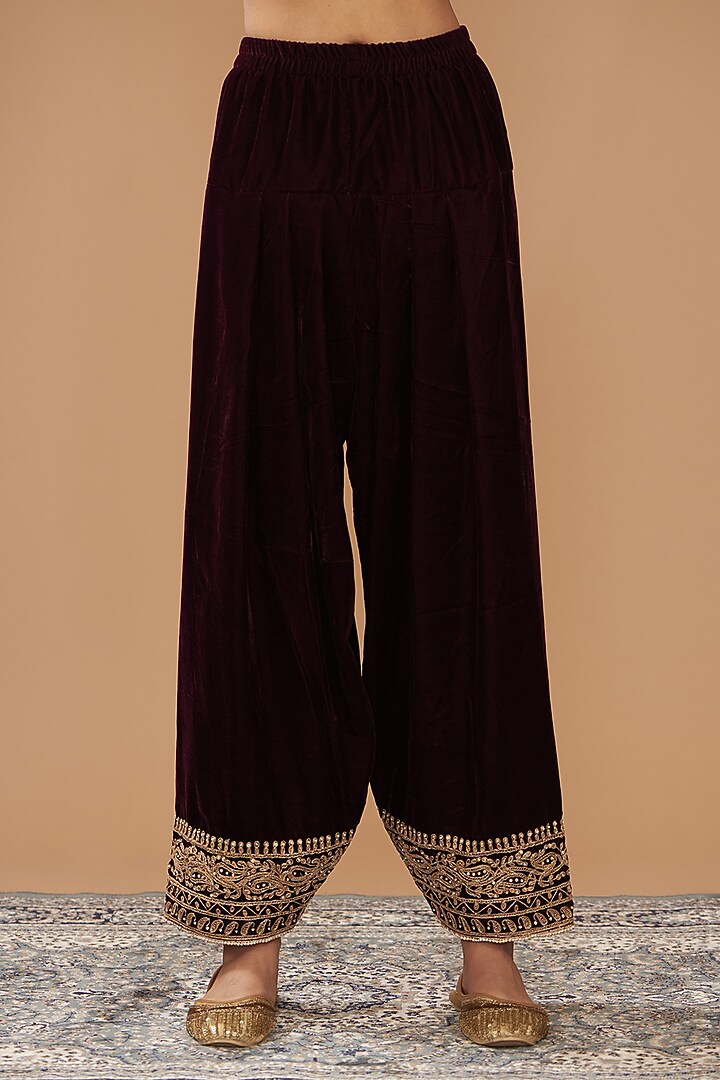 Wine Silk Velvet Hand & Machine Embroidered Short Kurta Set by Sheetal Batra at Pernia's Pop Up Shop