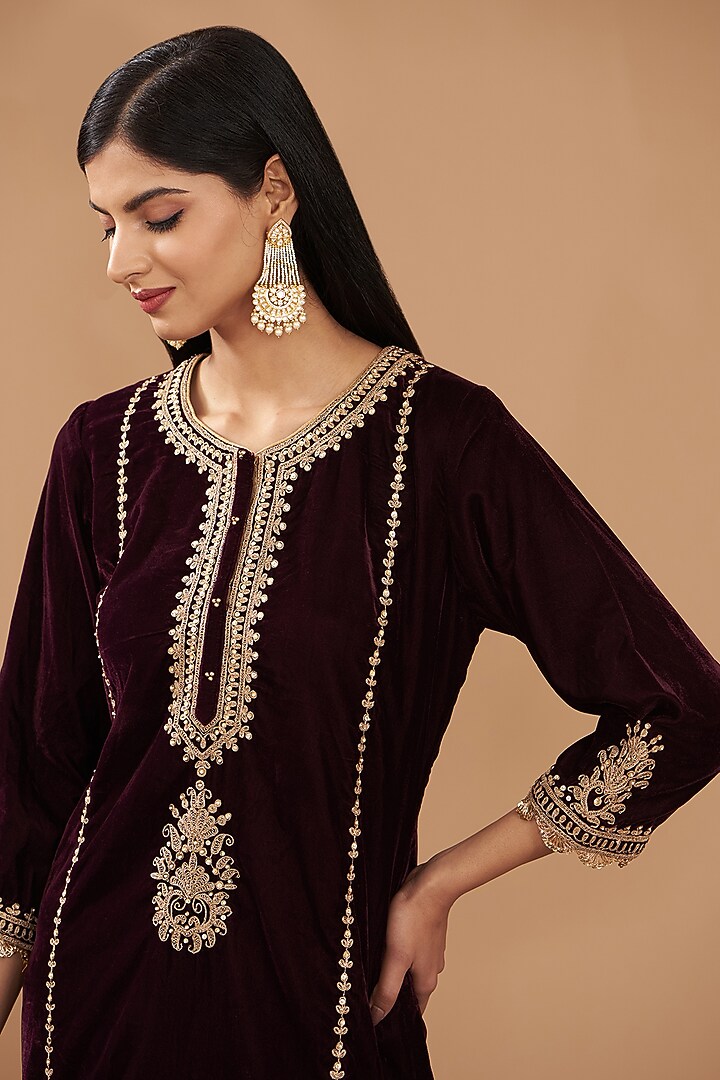 Wine Silk Velvet Hand & Machine Embroidered Short Kurta Set by Sheetal Batra at Pernia's Pop Up Shop