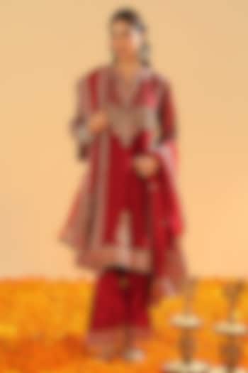 Deep Red Silk Chanderi Zardosi Embroidered Choga Kurta Set by Sheetal Batra at Pernia's Pop Up Shop