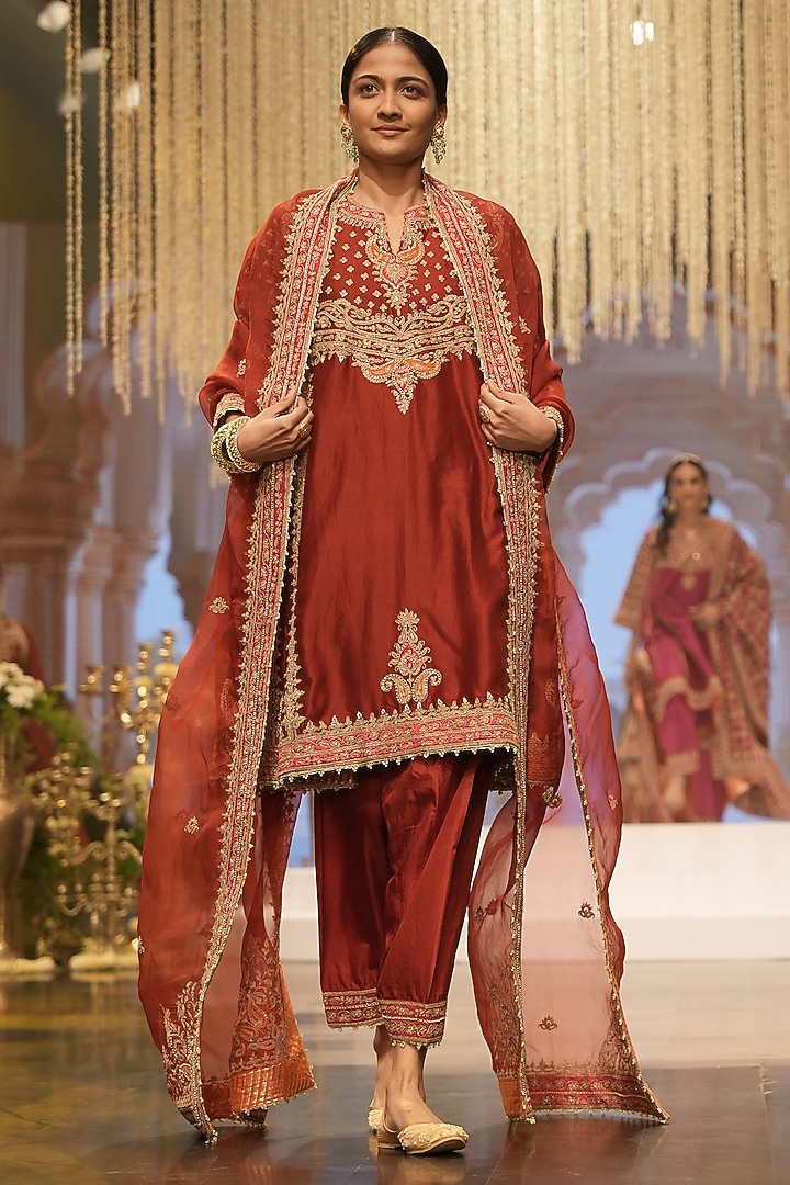 Deep Red Silk Chanderi Zardosi Embroidered Choga Kurta Set by Sheetal Batra at Pernia's Pop Up Shop