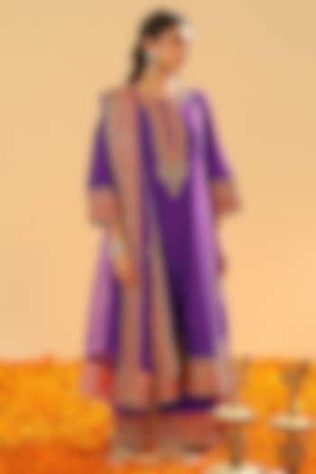 Purple Silk Chanderi Dabka Embroidered A-Line Kurta Set by Sheetal Batra at Pernia's Pop Up Shop