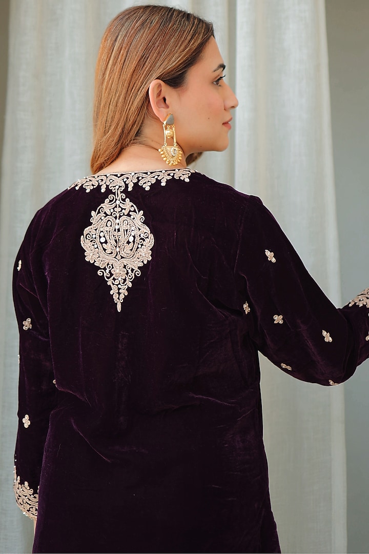 Wine Silk Velvet Kiran Dori Embroidered Kurta Set by Sheetal Batra at Pernia's Pop Up Shop