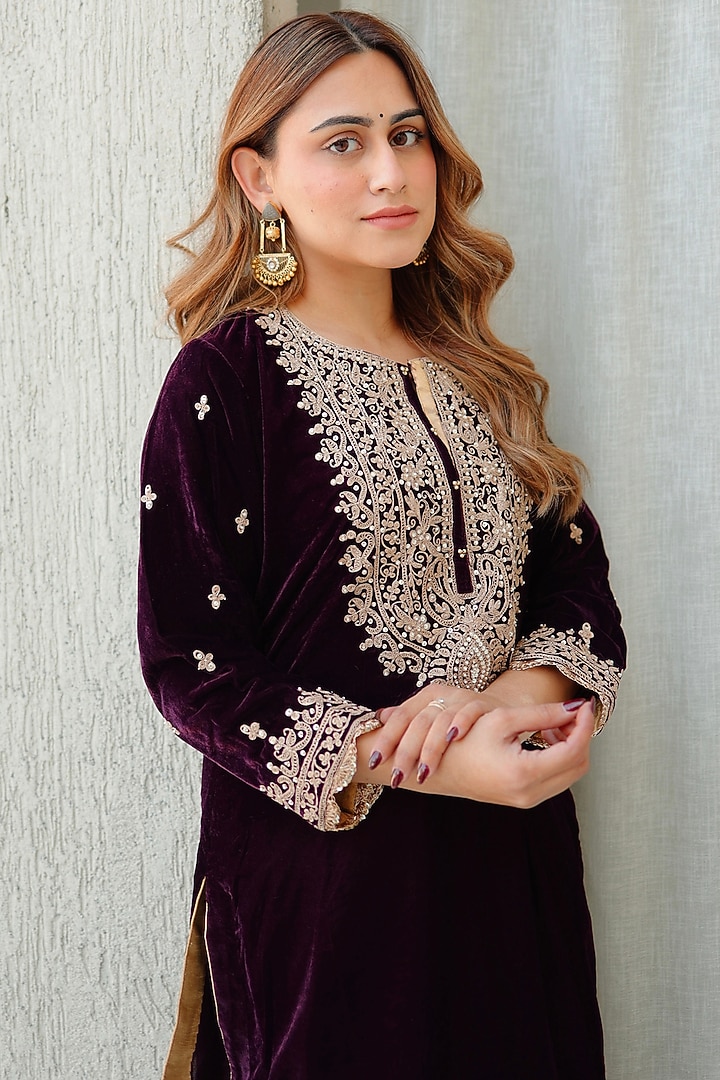 Wine Silk Velvet Kiran Dori Embroidered Kurta Set by Sheetal Batra at Pernia's Pop Up Shop