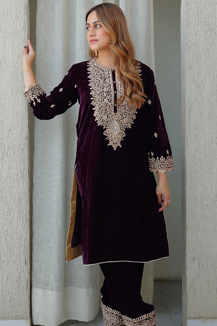 Wine Silk Velvet Kiran Dori Embroidered Kurta Set by Sheetal Batra at Pernia's Pop Up Shop