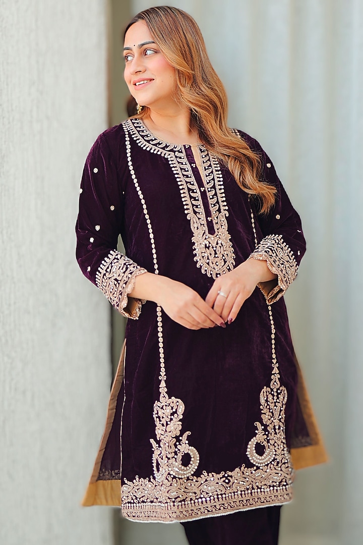 Wine Silk Velvet Kiran Dori Embroidered Kurta Set by Sheetal Batra at Pernia's Pop Up Shop