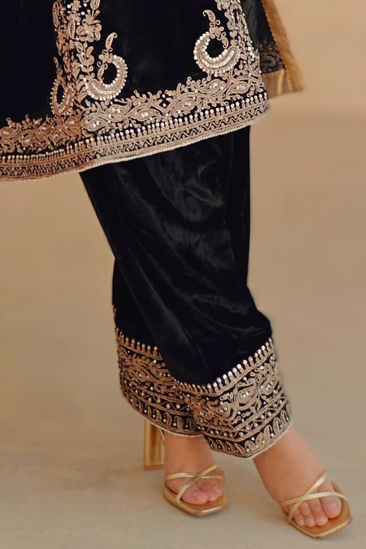 Black Silk Velvet Kiran Dori Embroidered Kurta Set by Sheetal Batra at Pernia's Pop Up Shop