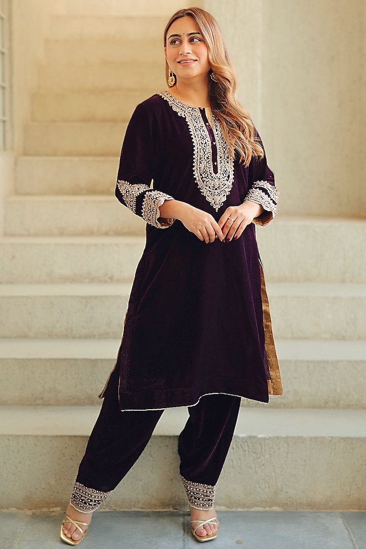 Wine Silk Velvet Kiran Dori Embroidered Kurta Set by Sheetal Batra at Pernia's Pop Up Shop