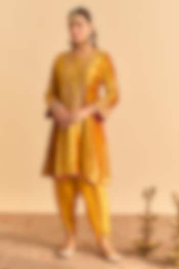 Mustard Velvet Silk Embroidered Choga A-Line Kurta Set by Sheetal Batra at Pernia's Pop Up Shop