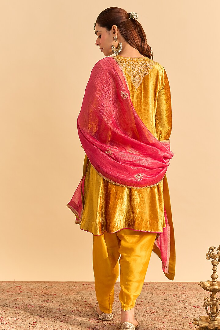 Mustard Velvet Silk Embroidered Choga A-Line Kurta Set by Sheetal Batra at Pernia's Pop Up Shop