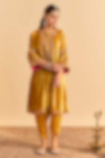 Mustard Velvet Silk Embroidered Choga A-Line Kurta Set by Sheetal Batra at Pernia's Pop Up Shop