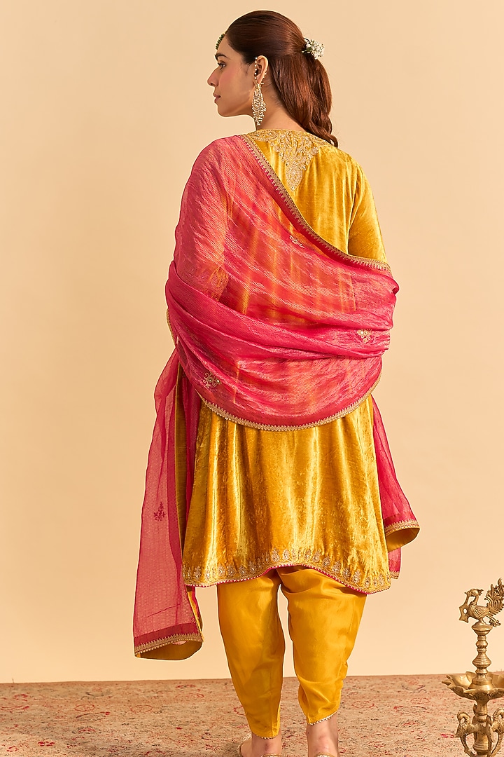 Mustard Velvet Silk Embroidered Choga A-Line Kurta Set by Sheetal Batra at Pernia's Pop Up Shop