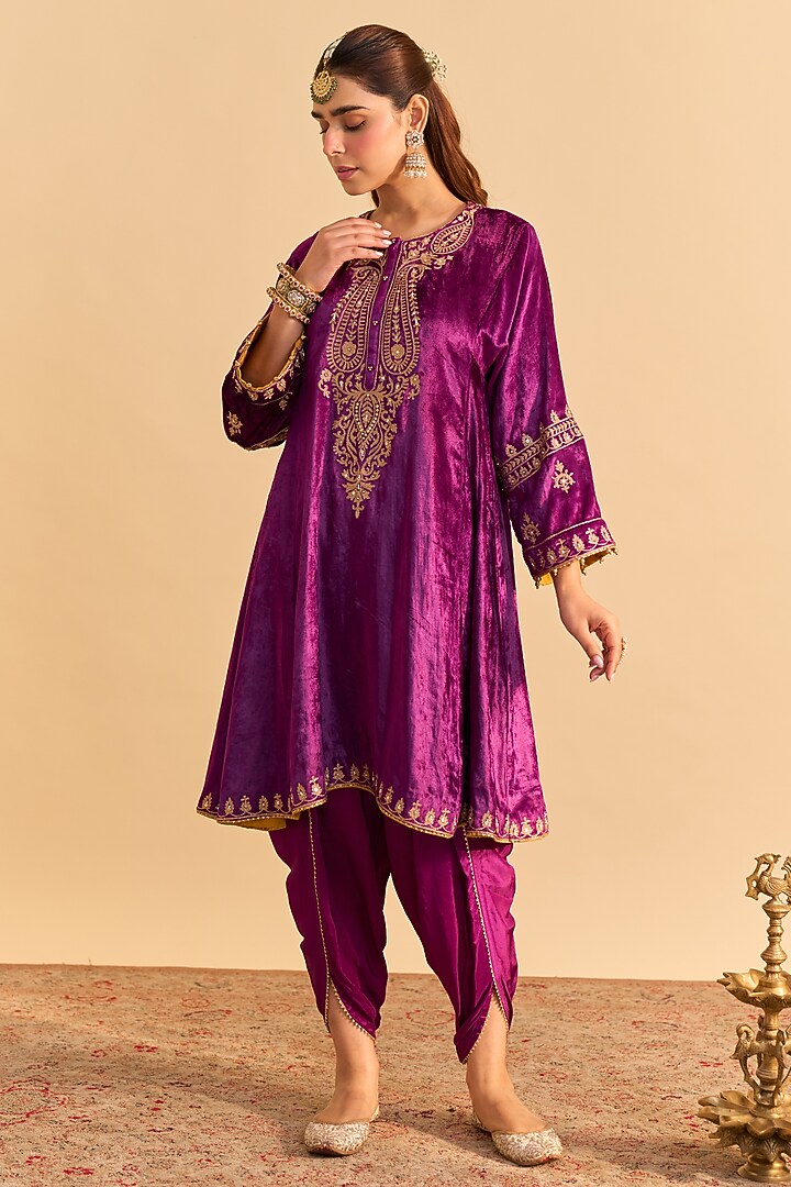 Deep Purple Velvet Silk Embroidered Choga A-Line Kurta Set by Sheetal Batra at Pernia's Pop Up Shop